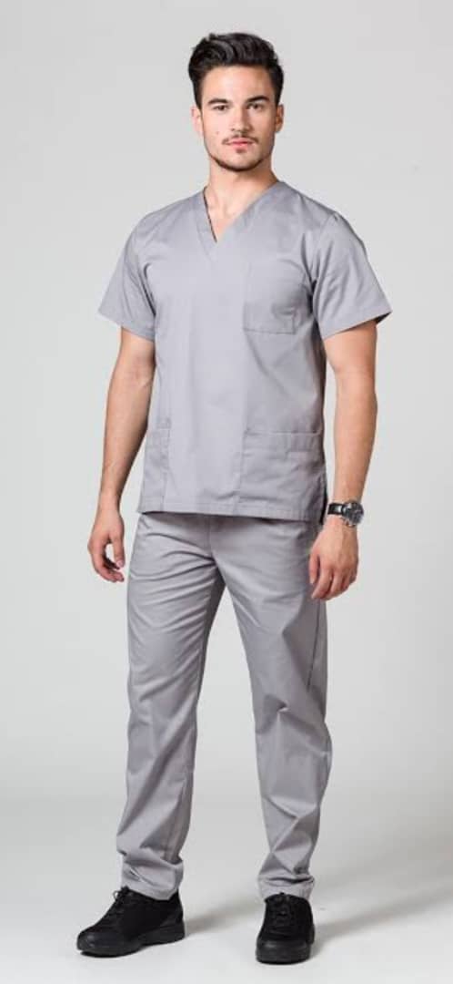 طقم طبي متكامل (tenue de bloc +blouse +calot +crocs)