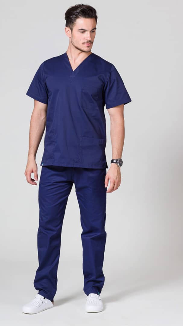طقم طبي متكامل (tenue de bloc +blouse +calot +crocs)