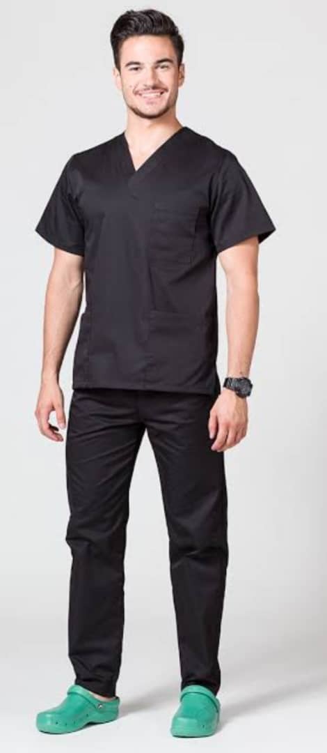 طقم طبي متكامل (tenue de bloc +blouse +calot +crocs)